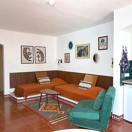 Cozy With Pool - The Strip Street & Apartamento