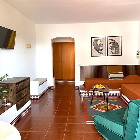 Cozy With Pool - The Strip Street & Apartamento Albufeira