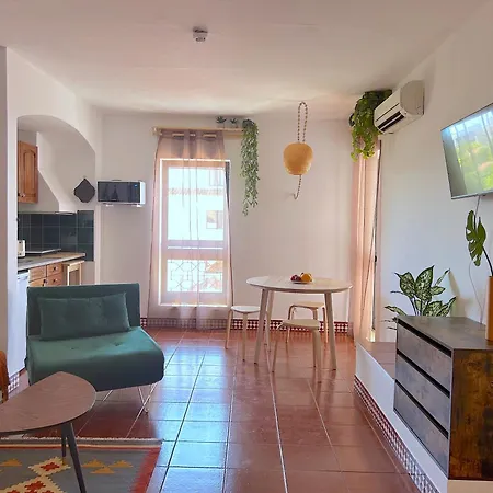 Apartamento Cozy With Pool - The Strip Street & *